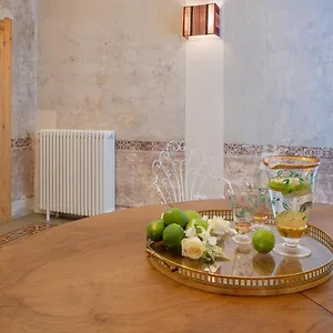  Appartamento Boudoir Degli Orti, Unconventional In Borgata, Siracusa